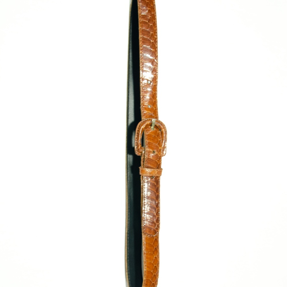 Vintage light brown genuine snakeskin belt!
